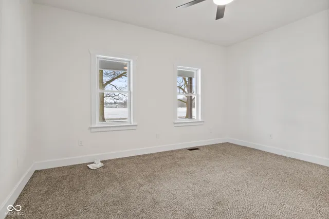 $270,000 | 12200 East Gregory Road, Albany, IN 47320