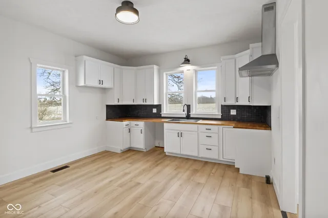 $270,000 | 12200 East Gregory Road, Albany, IN 47320