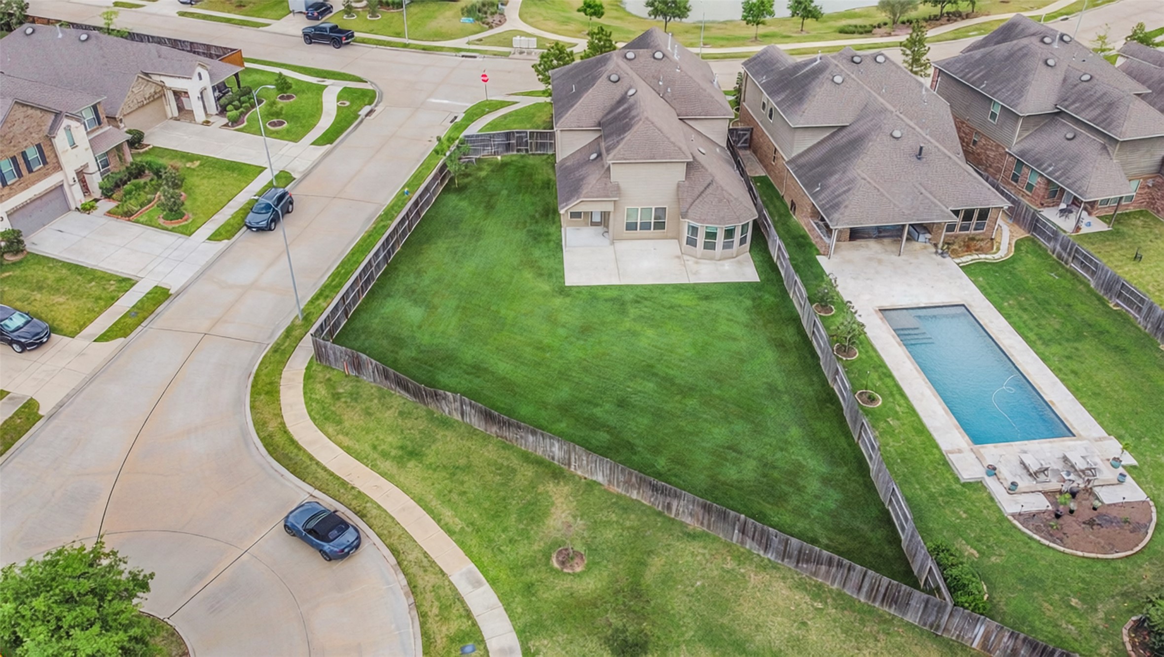 9651 Thimbleweed Drive Spring, TX 77379 - Photo 4 of 43