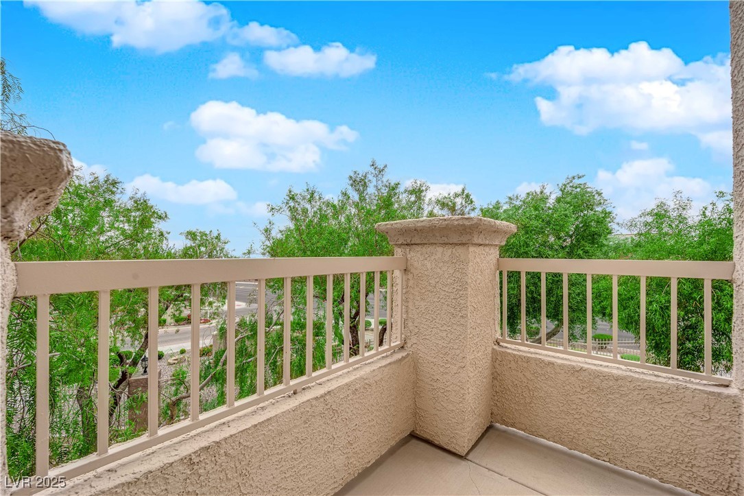 10550 West Alexander Road, Unit 2233 Las Vegas, NV 89129 - Photo 26 of 35 View of balcony