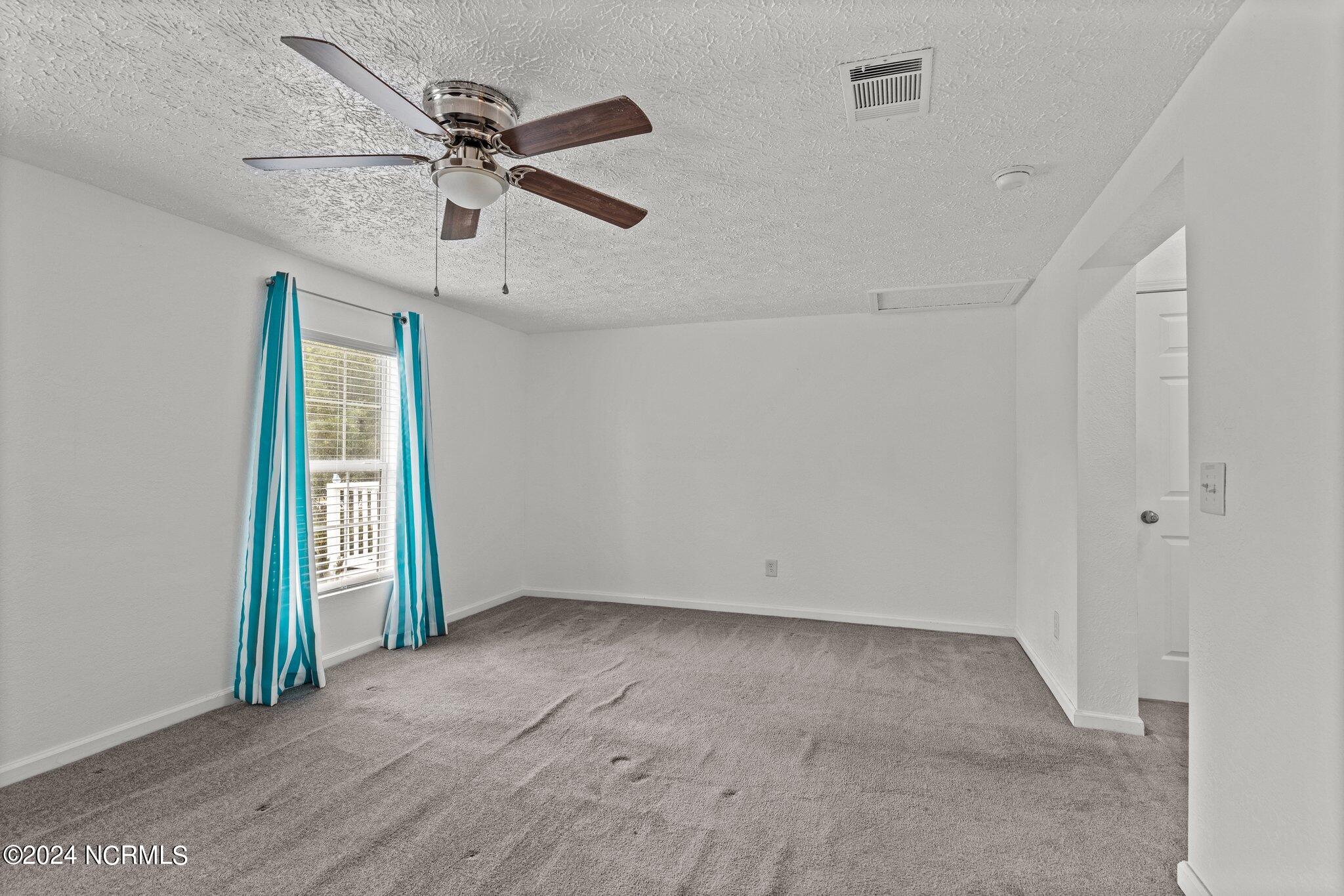 263 Hilltop Road Newport, NC 28570 - Photo 16 of 52 24-web-or-mls-1S3A4536