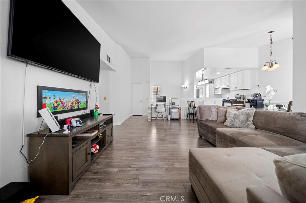 24242 Sylvan Glen Road, Unit G Diamond Bar, CA 91765 - Photo 4 of 28