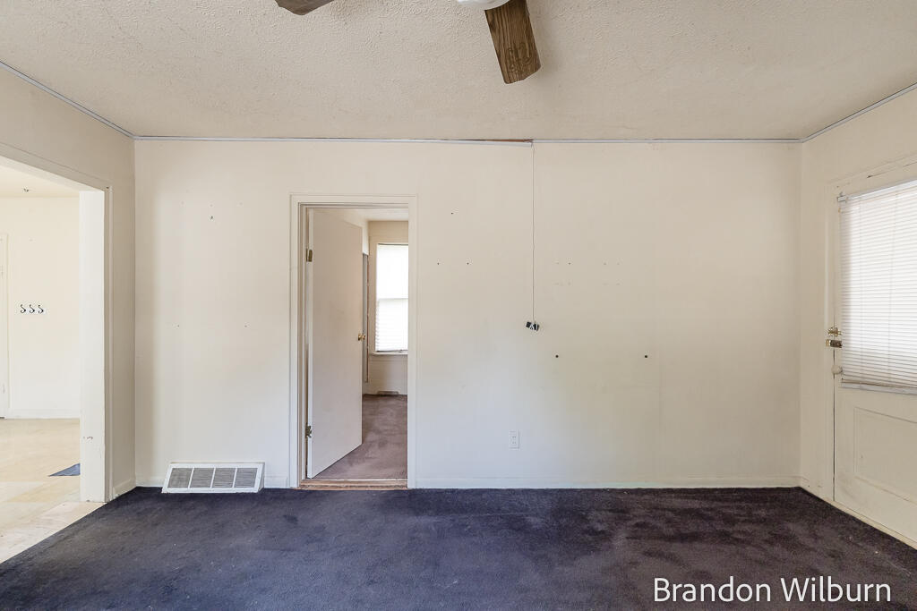 3259 Maple Grove Road Muskegon, MI 49441 - Photo 26 of 36 3529MapleGroveRd-34LoRes