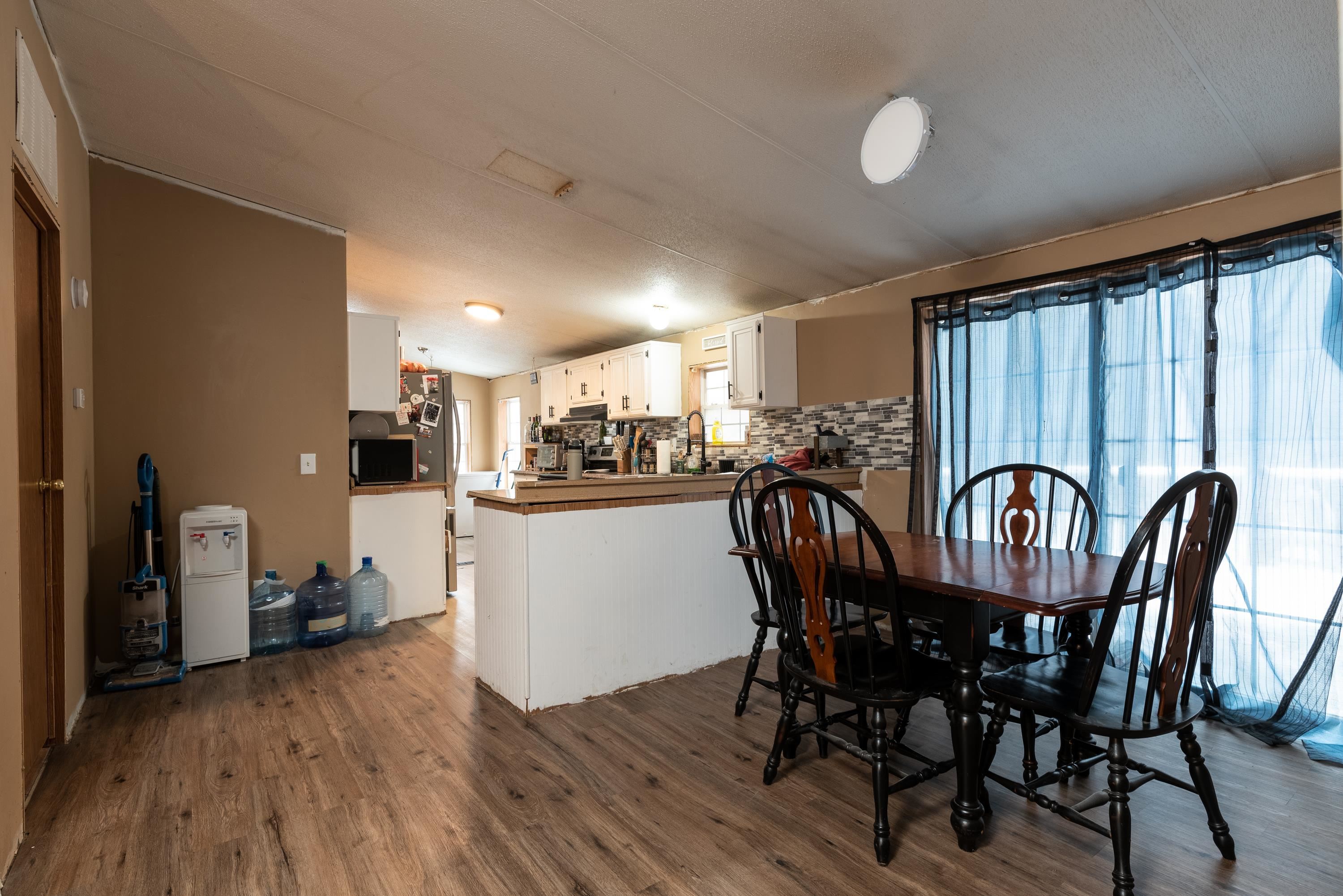 138 Middle Oxbow Road Hinsdale, NH 03451 - Photo 8 of 11