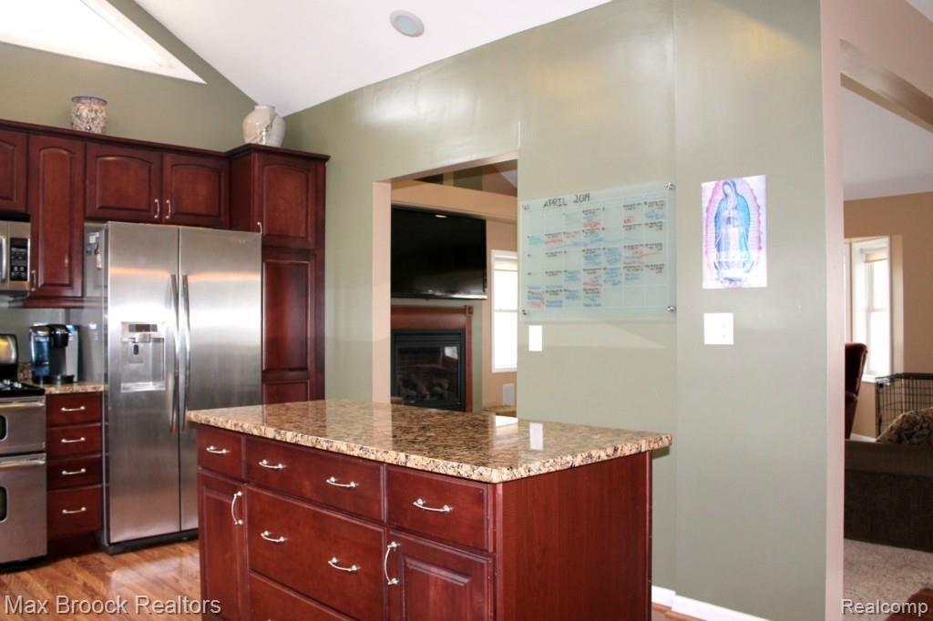 2273 Rosemont Road Berkley, MI 48072 - Photo 11 of 32 Rosemont 2273 030.jpg