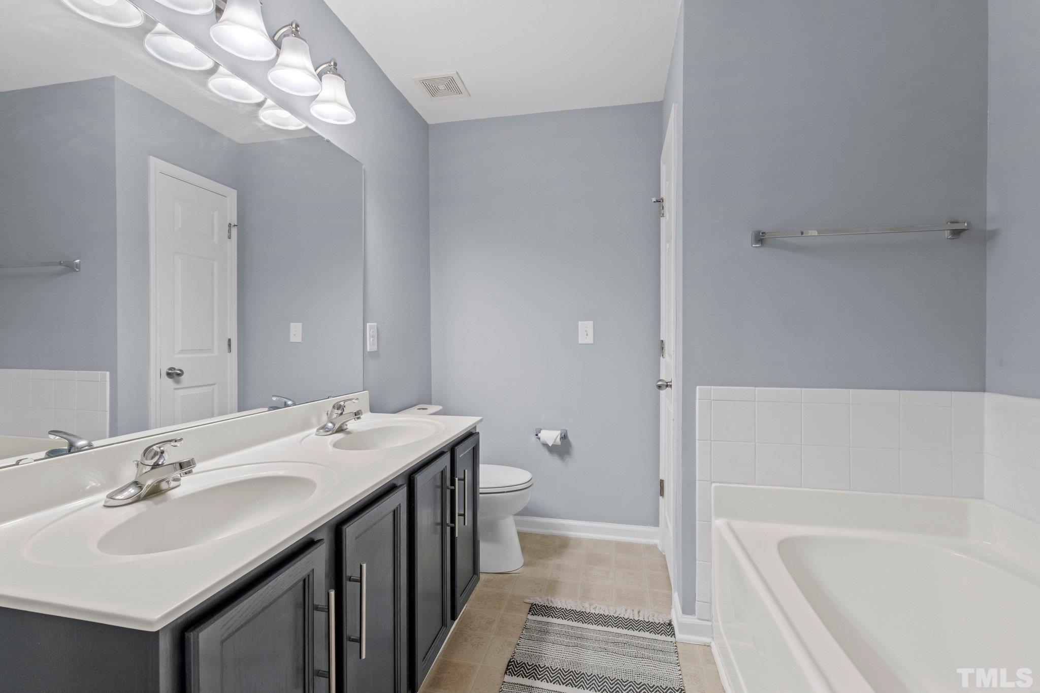 11720 Coppergate Drive, Unit 103 Raleigh, NC 27614 - Photo 19 of 21 Gallery Image 19