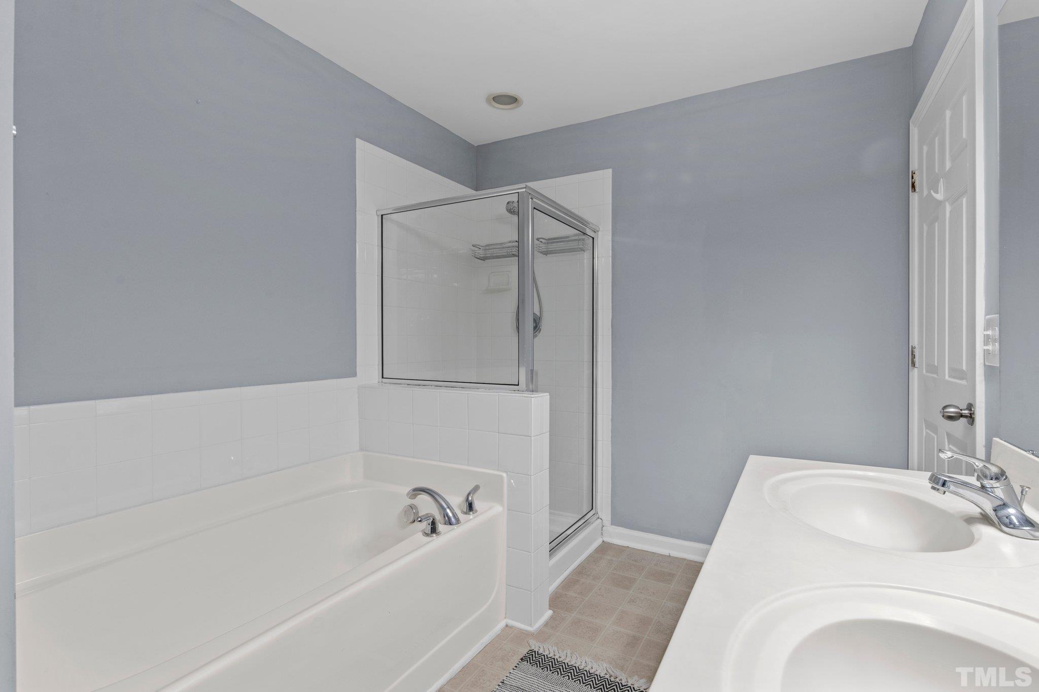 11720 Coppergate Drive, Unit 103 Raleigh, NC 27614 - Photo 20 of 21 Gallery Image 20
