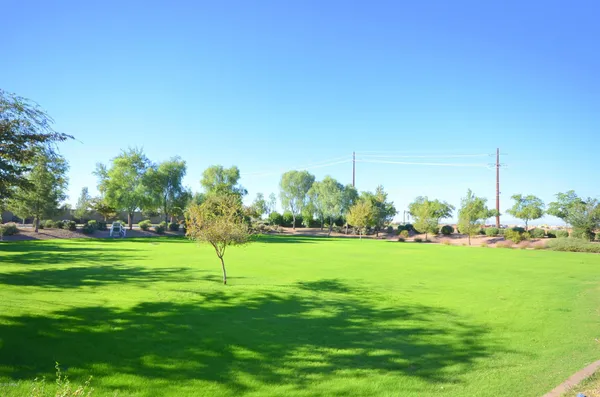 $2,000 | 4058 East Carla Vista Drive, Gilbert, AZ 85295