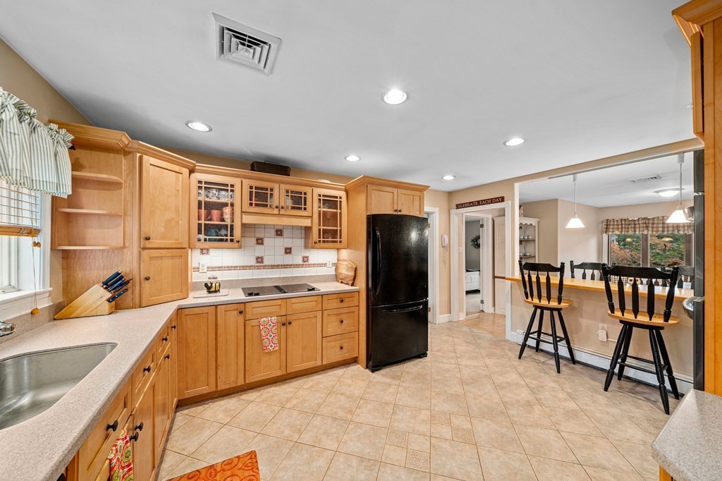5 Relda Road Weymouth, MA 02190 - Photo 14 of 31 Gallery Image 14