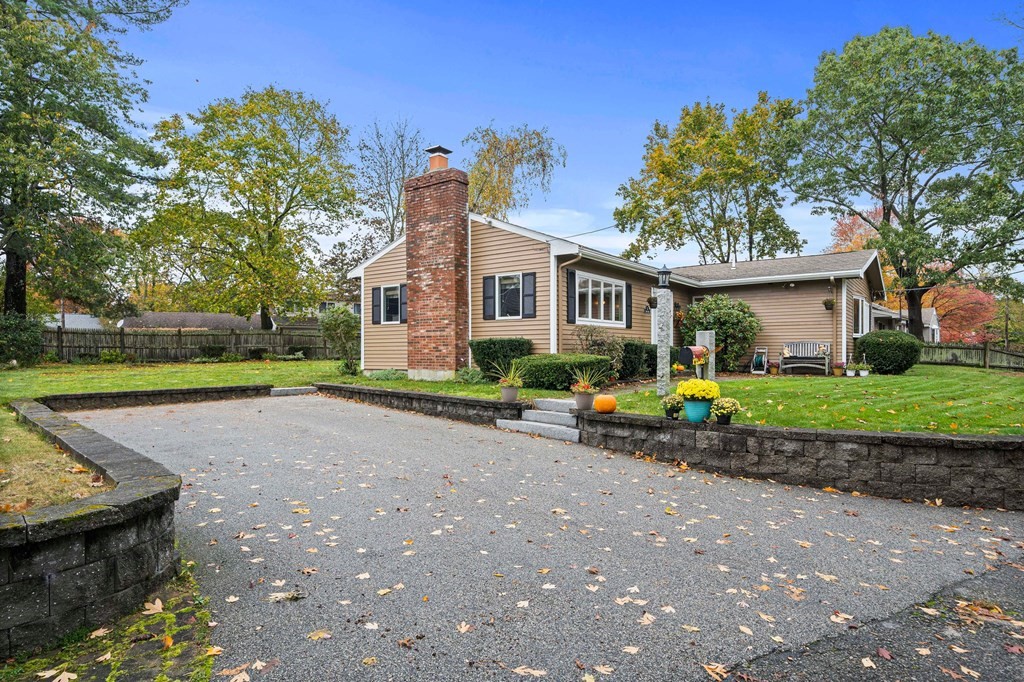 5 Relda Road Weymouth, MA 02190 - Photo 4 of 31 Gallery Image 4