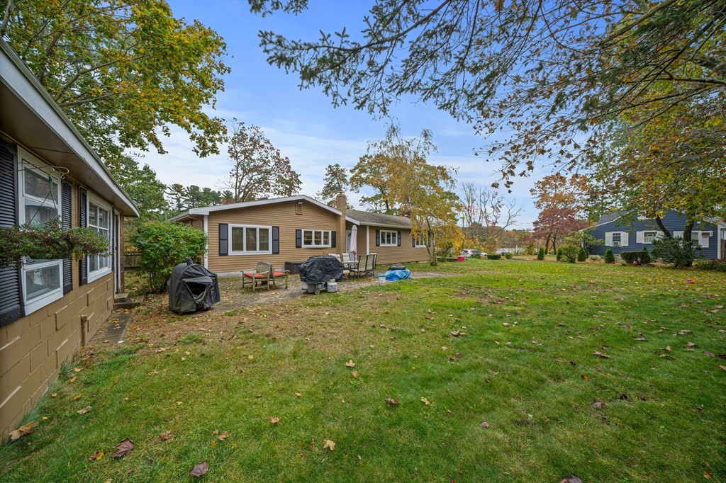 5 Relda Road Weymouth, MA 02190 - Photo 8 of 31 Gallery Image 8