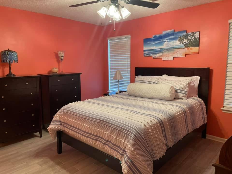 614 Oxford Road Ladson, SC 29456 - Photo 13 of 29 614 Oxford master bd dresser