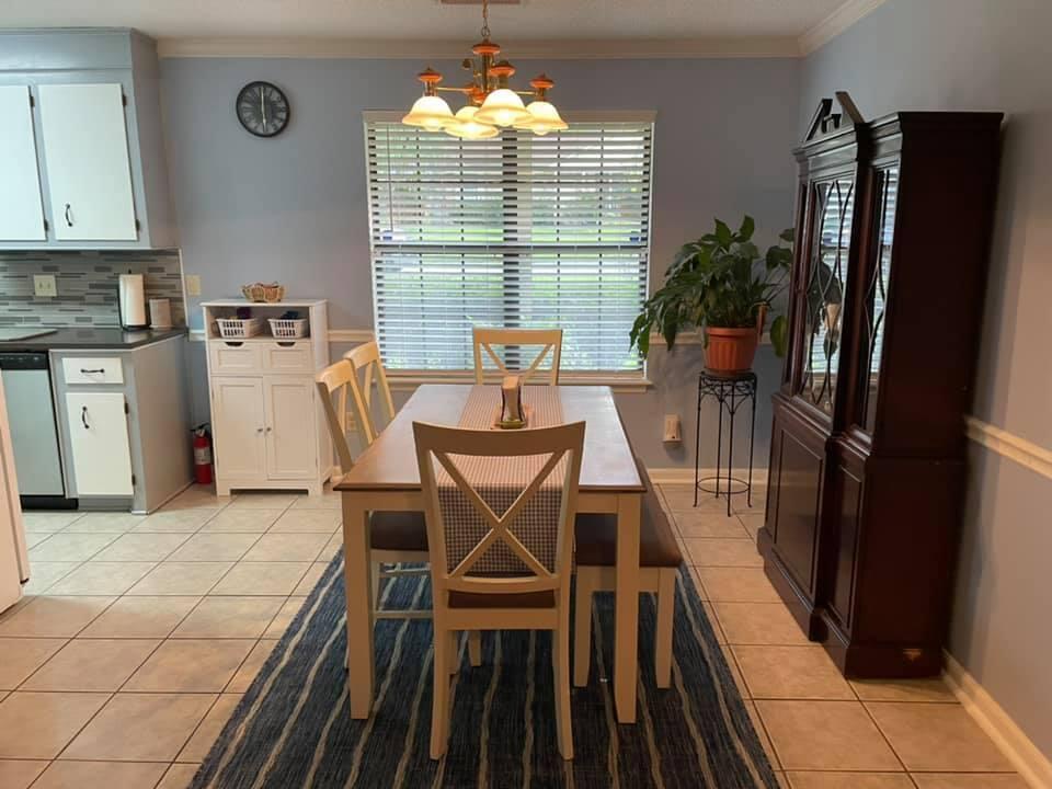 614 Oxford Road Ladson, SC 29456 - Photo 3 of 29 614 Oxford dr straight hor