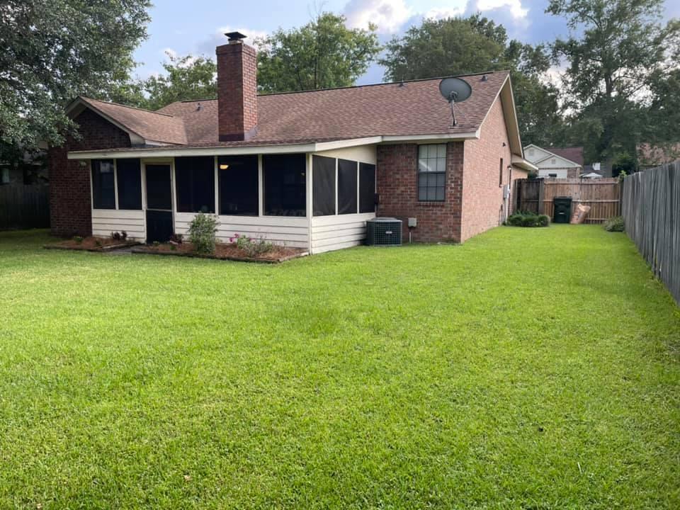 614 Oxford Road Ladson, SC 29456 - Photo 22 of 29 614 Oxford rear side