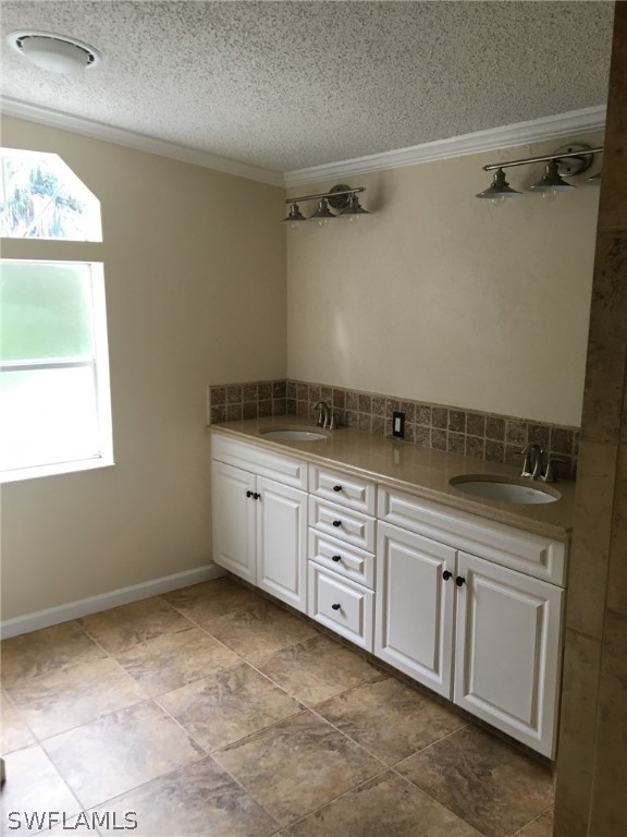 19611 Slater Road North Fort Myers, FL 33917 - Photo 28 of 35 Gallery Image 28