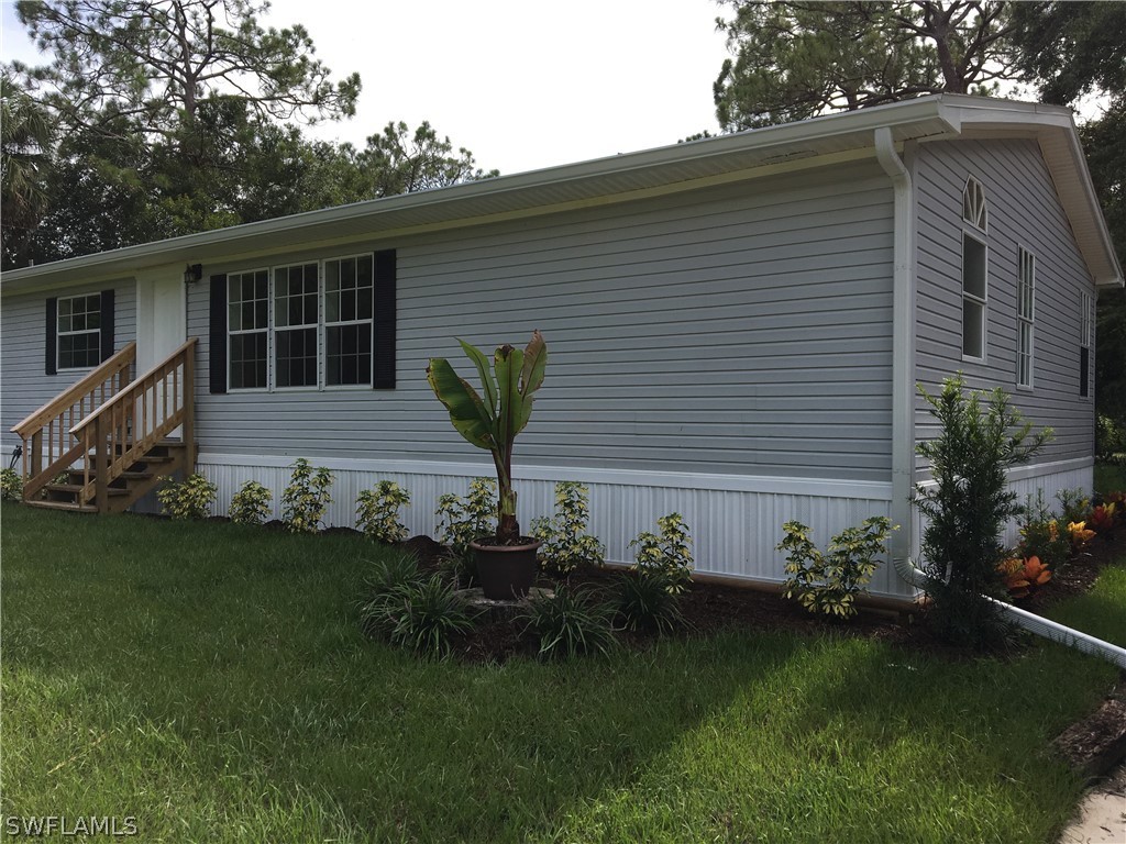 19611 Slater Road North Fort Myers, FL 33917 - Photo 7 of 35 Gallery Image 7