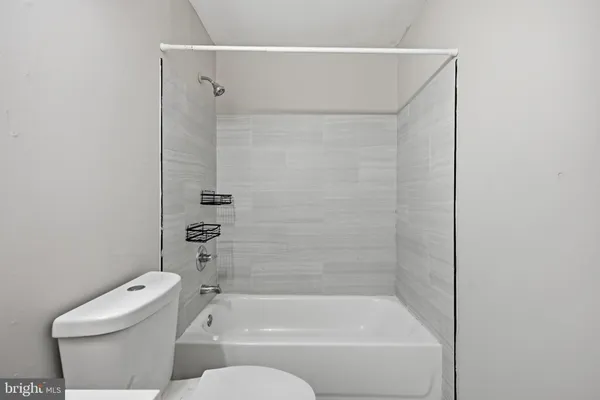 $1,995 | 40 Cobber Lane, Baltimore, MD 21229