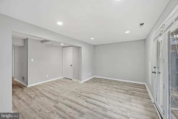 $1,995 | 40 Cobber Lane, Baltimore, MD 21229