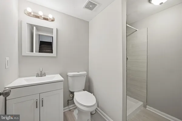 $1,995 | 40 Cobber Lane, Baltimore, MD 21229