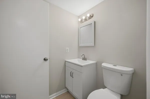 $1,995 | 40 Cobber Lane, Baltimore, MD 21229