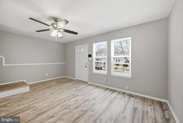 $1,995 | 40 Cobber Lane, Baltimore, MD 21229