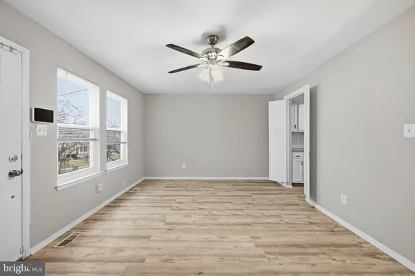 $1,995 | 40 Cobber Lane, Baltimore, MD 21229