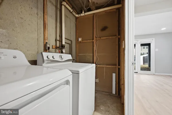 $1,995 | 40 Cobber Lane, Baltimore, MD 21229