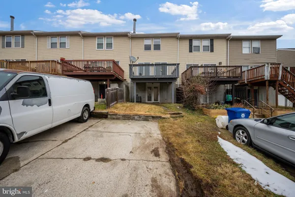 $1,995 | 40 Cobber Lane, Baltimore, MD 21229