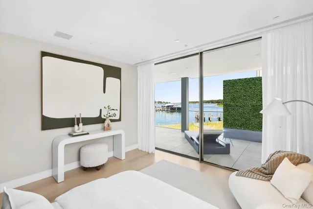 $17,900,000 | 2 B West Water, Sag Harbor, NY 11963