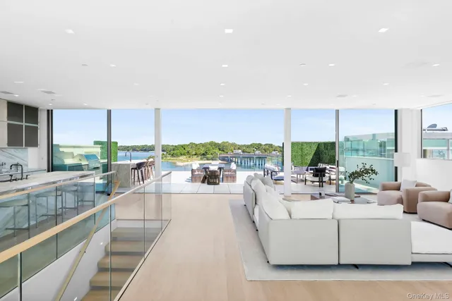 $17,900,000 | 2 B West Water, Sag Harbor, NY 11963