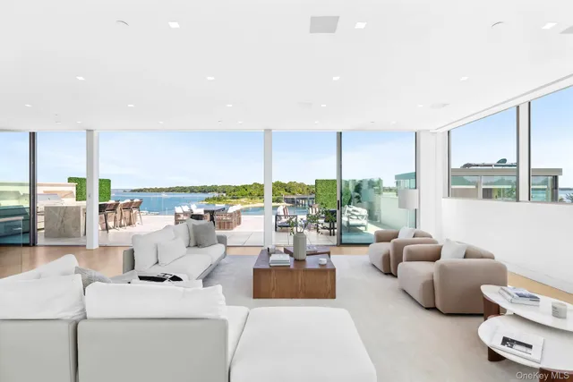 $17,900,000 | 2 B West Water, Sag Harbor, NY 11963
