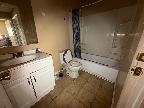 $249,900 | 1235 San Simeon Drive, Unit NONE, Hanover Park, IL 60133