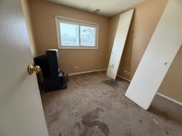 $249,900 | 1235 San Simeon Drive, Unit NONE, Hanover Park, IL 60133