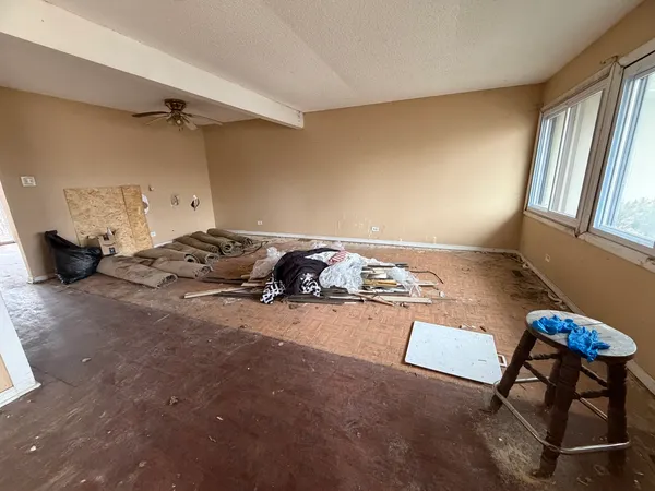 $249,900 | 1235 San Simeon Drive, Unit NONE, Hanover Park, IL 60133