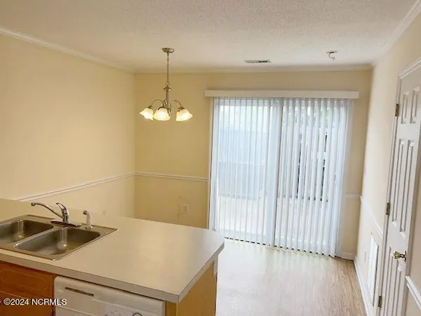 $1,150 | 2148 Flagstone Court, Unit L2, Greenville, NC 27834