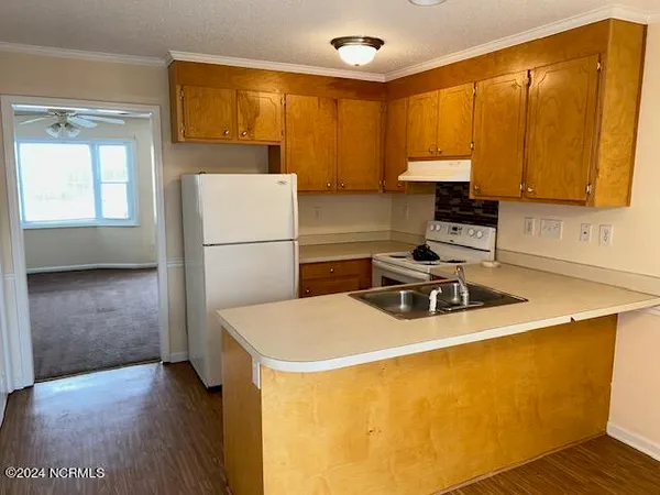 $1,150 | 2148 Flagstone Court, Unit L2, Greenville, NC 27834