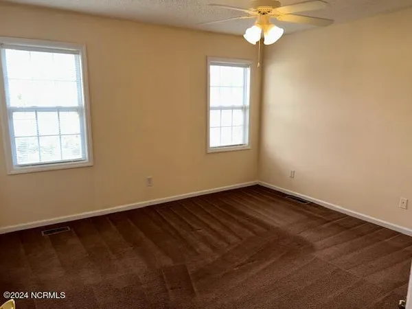 $1,150 | 2148 Flagstone Court, Unit L2, Greenville, NC 27834