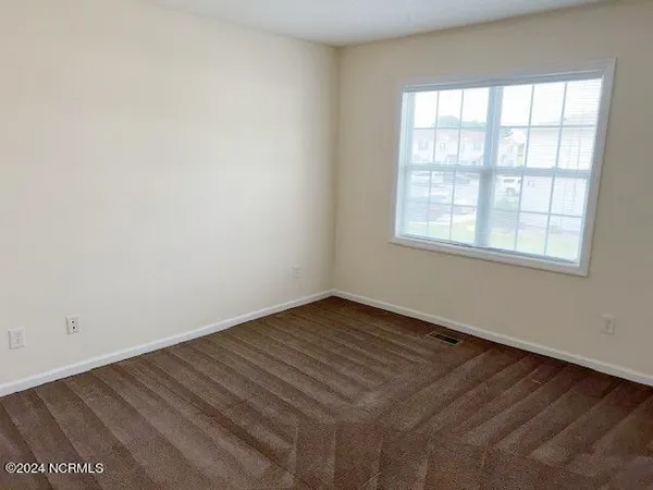 $1,150 | 2148 Flagstone Court, Unit L2, Greenville, NC 27834