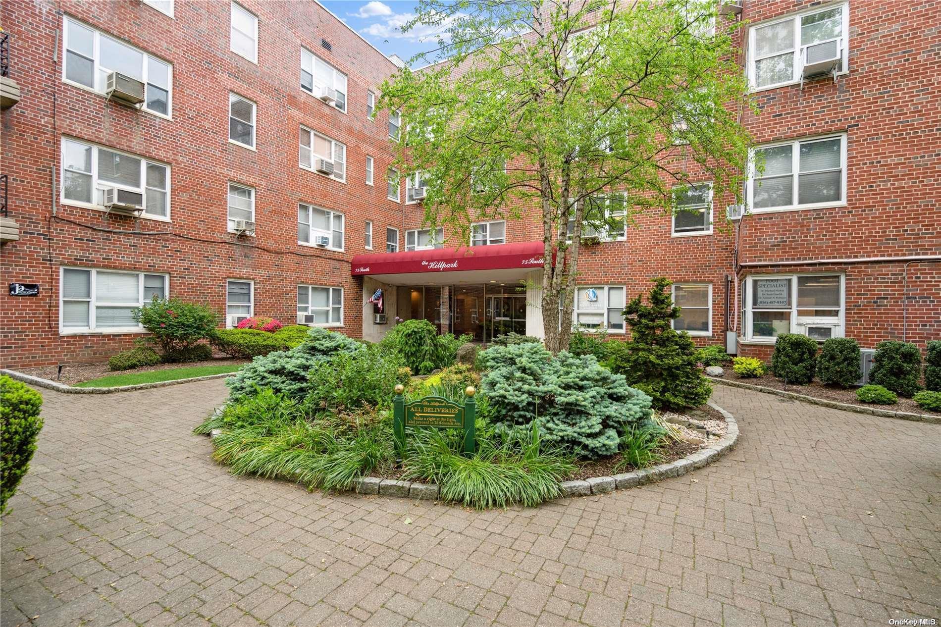 75 South Middle Neck Road, Unit 2D Great Neck, NY 11021 - Photo 1 of 1