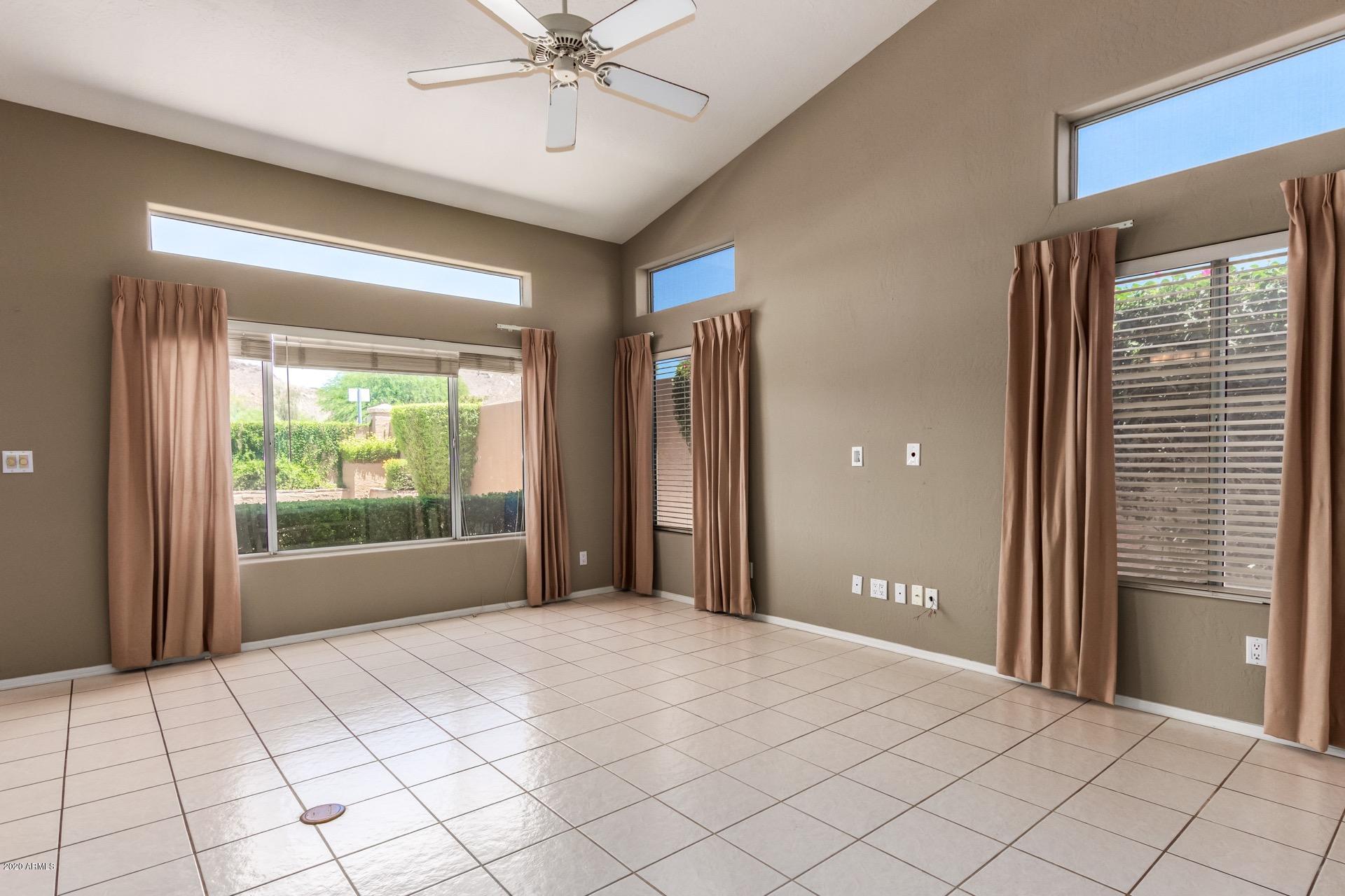 1256 East Redfield Road Phoenix, AZ 85022 - Photo 12 of 27 Family room