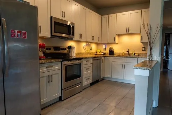 $2,700 | 4051 Montrose Court, Orlando, FL 32812