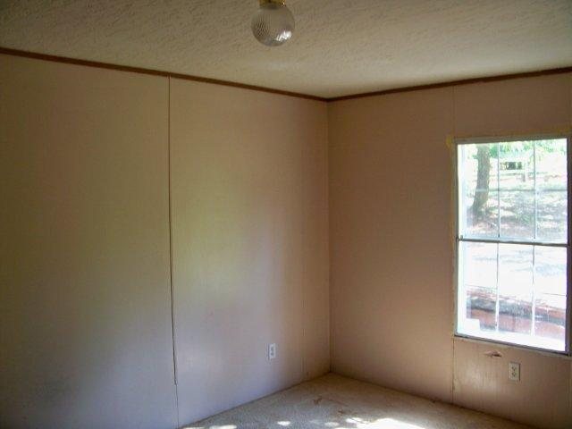 110 Galaxy Way Easley, SC 29640 - Photo 5 of 8