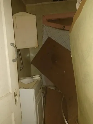 a view of backyard of house