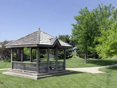 $23,000 | 108 Kingsway, Hesston, KS 67062