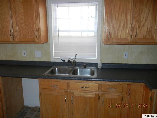 20119 Tucker Road Oakboro, NC 28129 - Photo 8 of 16 Gallery Image 8