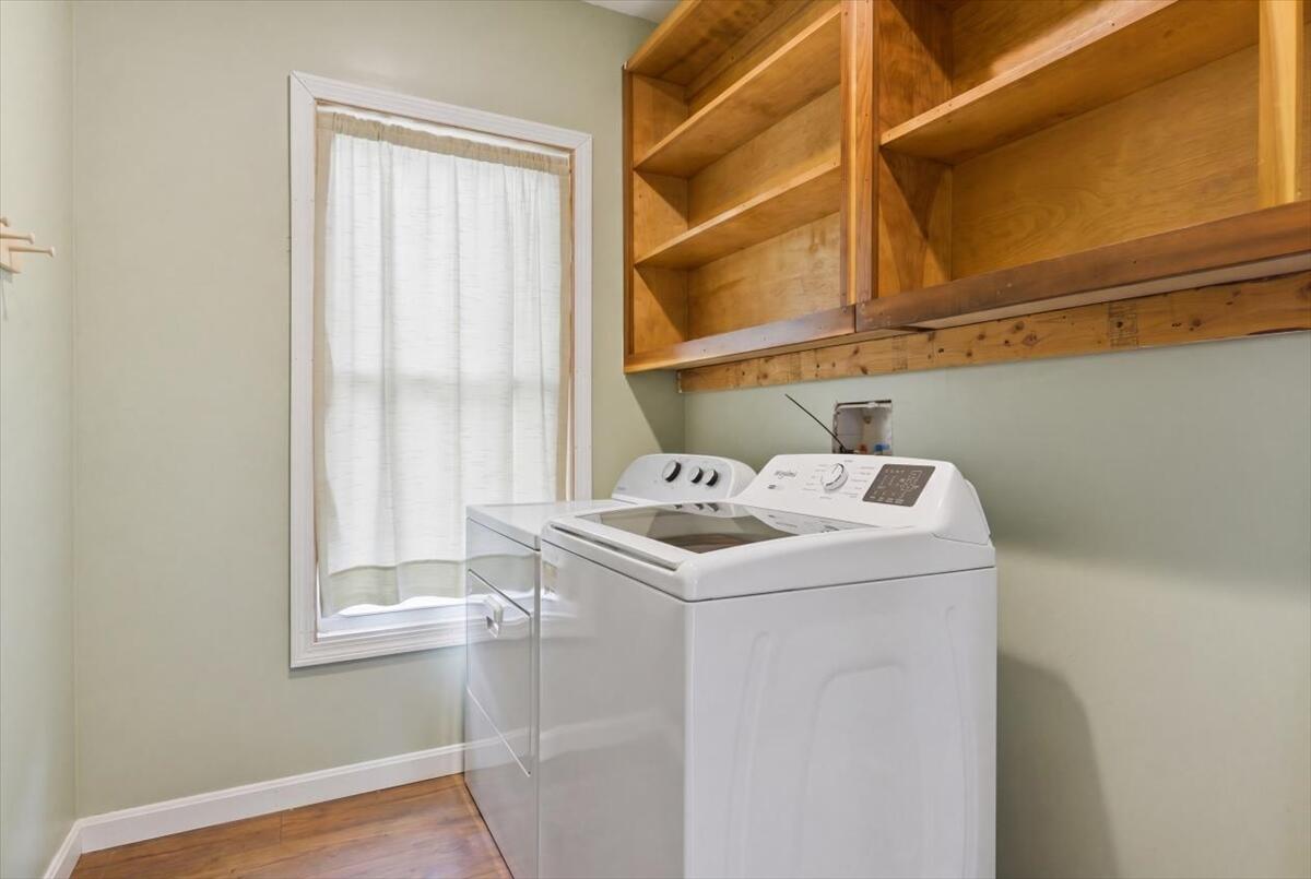 10 Middle Street Lisbon, ME 04252 - Photo 18 of 57 18-interior_laundry