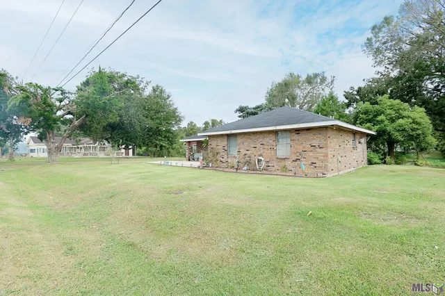 $190,000 | 2540 Highway 1, Labadieville, LA 70301