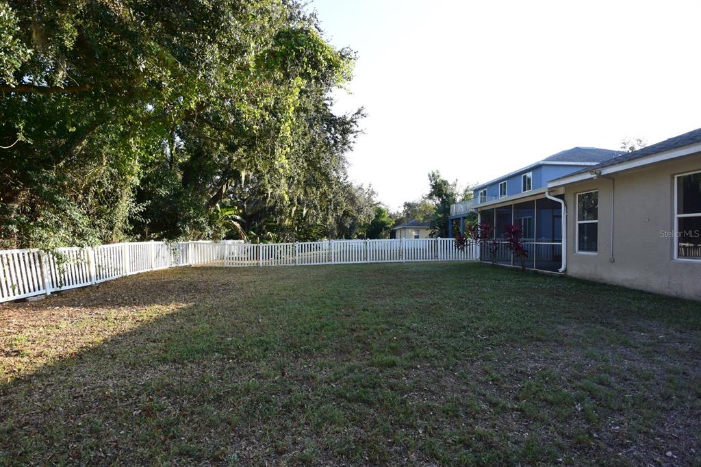 11454 Walden Loop Parrish, FL 34219 - Photo 47 of 54