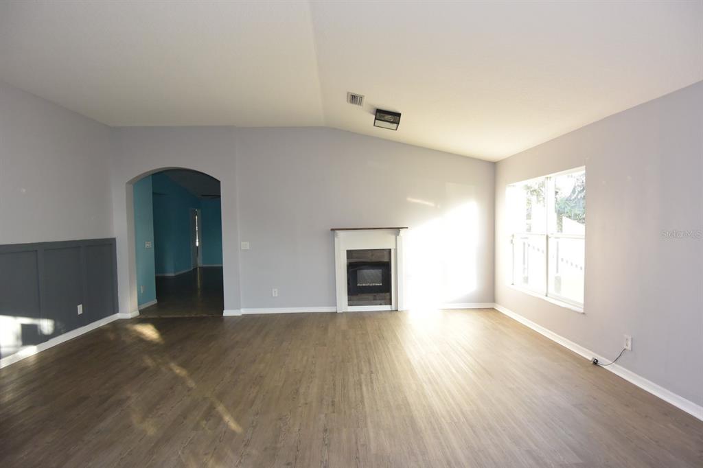 11454 Walden Loop Parrish, FL 34219 - Photo 9 of 54