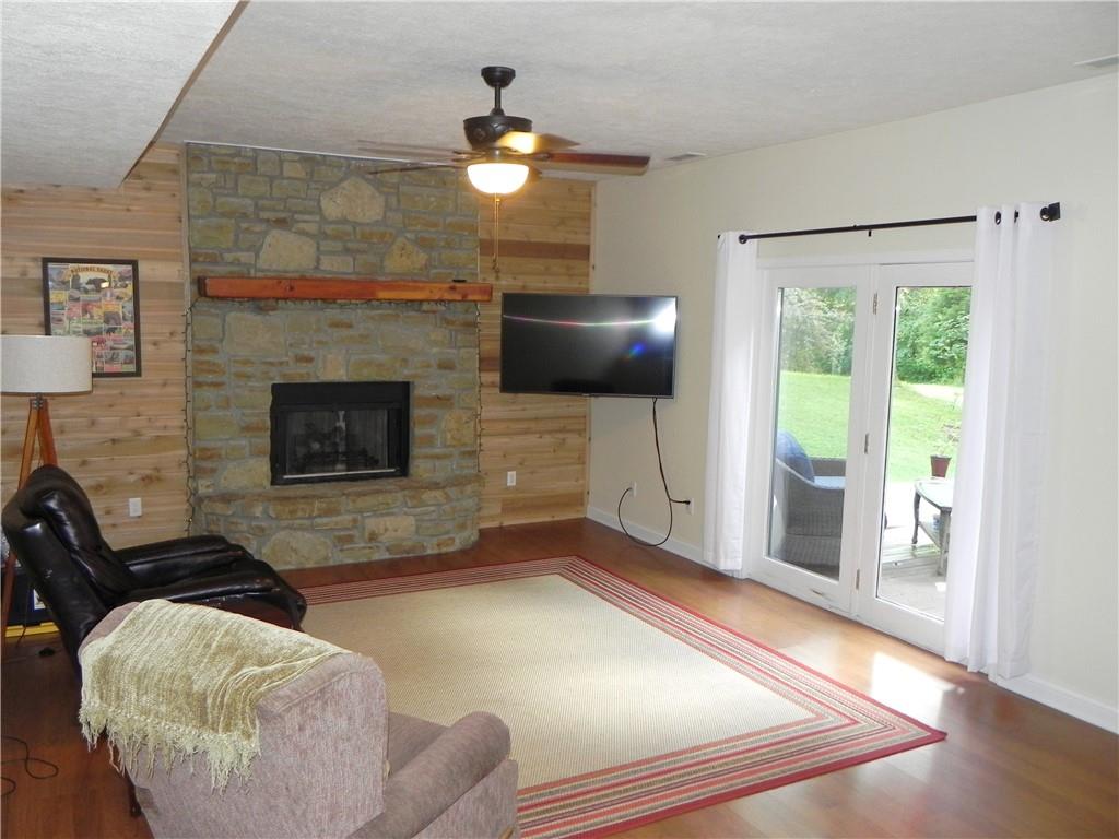 4195 Kelly Reed Road Nashville, IN 47448 - Photo 12 of 60 Gallery Image 12